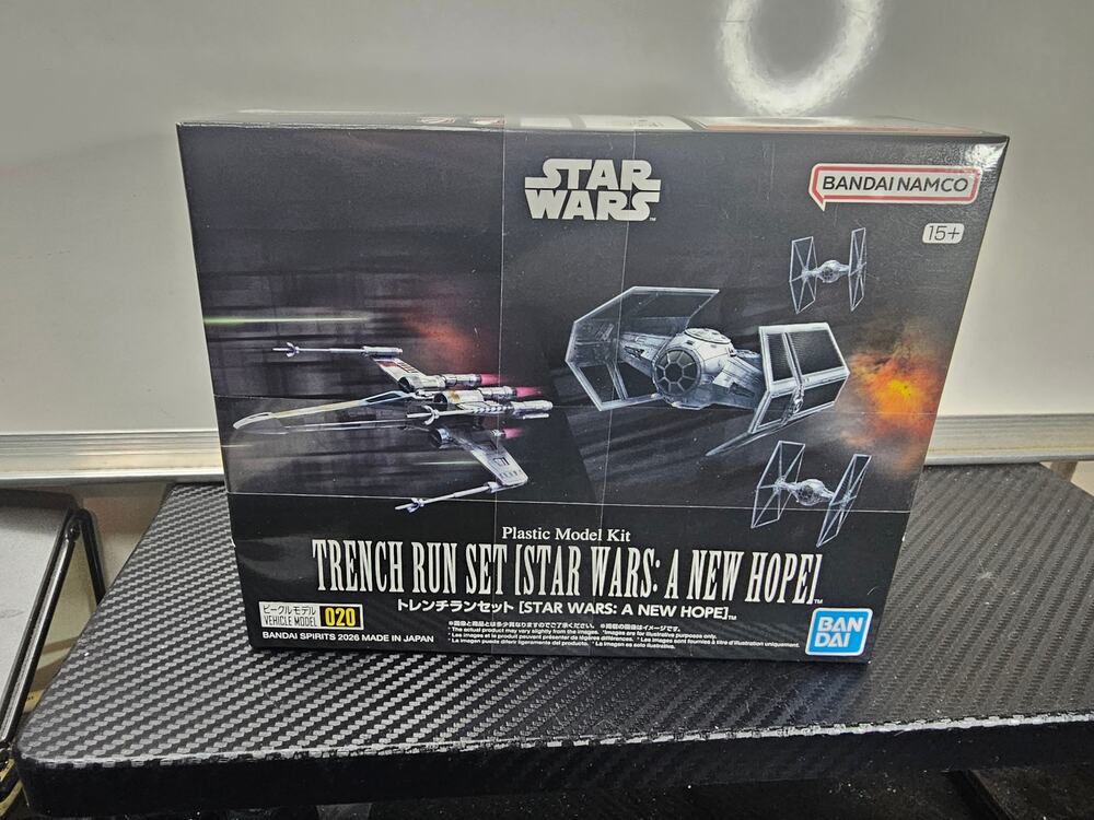 Bandai Hobby - Star Wars: A New Hope - #20 Trench Run Set Vehicle Model Kit
